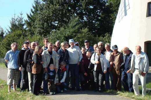 Gruppenbild vor der Tündern'schen Mühle