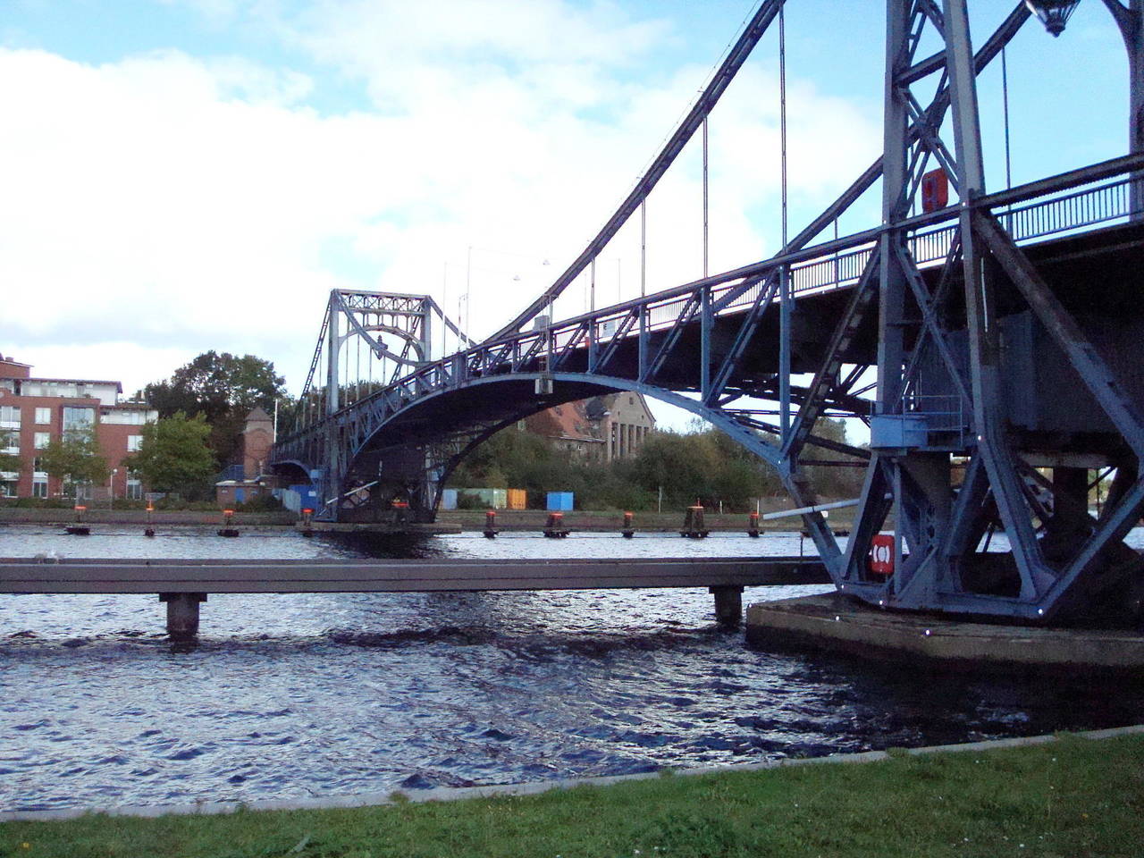 Kaiser-Wilhelm-Brücke